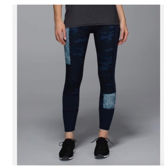 LULULEMON Wunder Under Pant Sashiko Inkwell Navy Blue Camo Size 6 - Picture 3 of 11